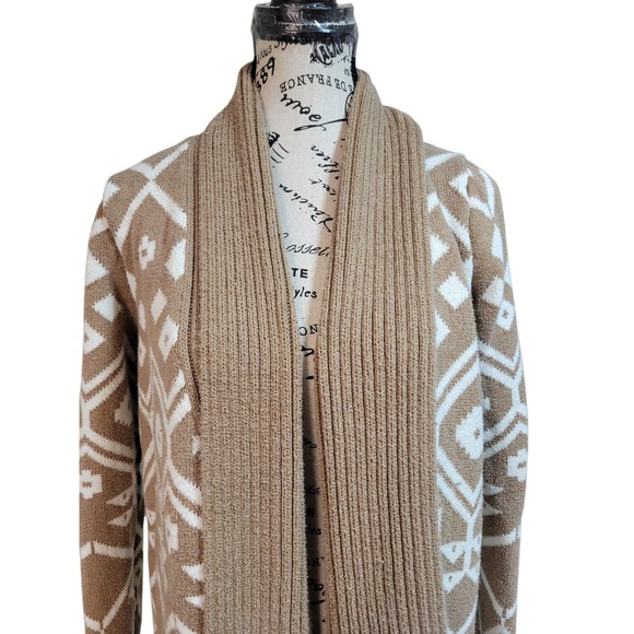 Old Navy Boho Geometric Knit Cardigan Sweater‎ Camel & White Southwestern L - Picture 2 of 10